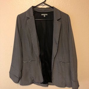 Long sleeve stripped blazer